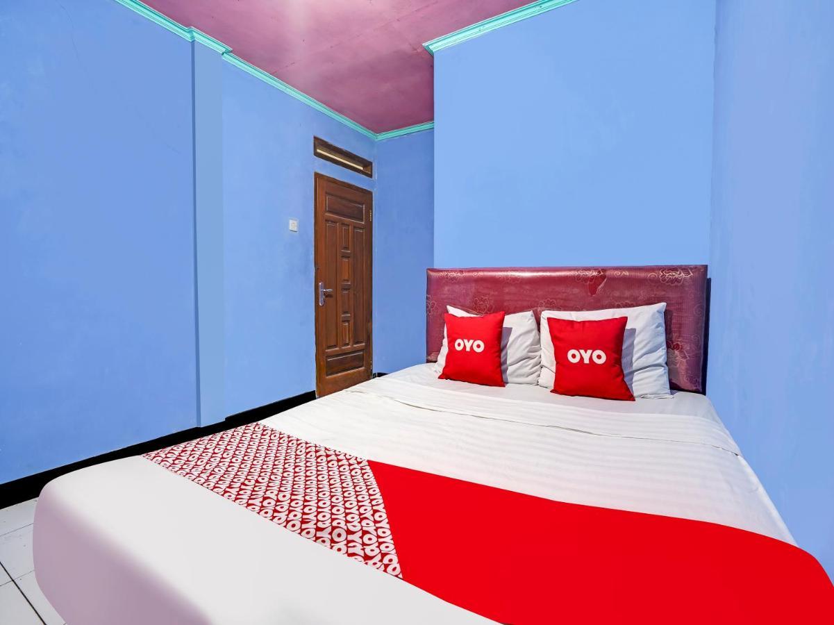Oyo Homes 90915 Eco Tourism Desa Cihanjuang Rahayu Ciwangun Indah Camp Villas Bongkar Buitenkant foto